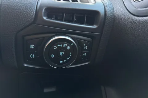 ST18VGZ Ford Focus 2.0T EcoBoost ST-2 Navigation 5dr Thumbnail #28