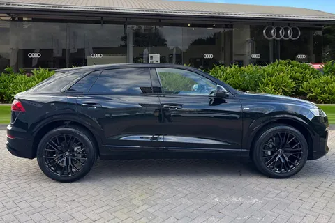  Audi Q8 3.0 TDI Quattro 286 Black Edition 5dr Tiptronic Thumbnail #3