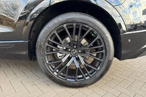  Audi Q8 3.0 TDI Quattro 286 Black Edition 5dr Tiptronic Thumbnail #12