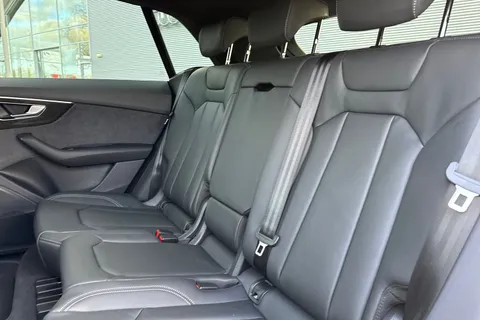  Audi Q8 3.0 TDI Quattro 286 Black Edition 5dr Tiptronic Thumbnail #18