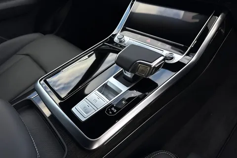  Audi Q8 3.0 TDI Quattro 286 Black Edition 5dr Tiptronic Thumbnail #22