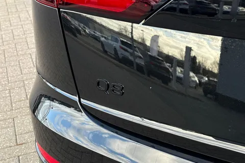  Audi Q8 3.0 TDI Quattro 286 Black Edition 5dr Tiptronic Thumbnail #26