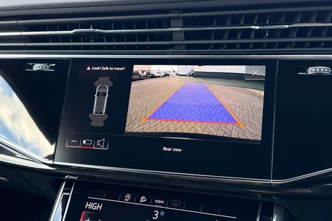  Audi Q8 3.0 TDI Quattro 286 Black Edition 5dr Tiptronic Thumbnail #34
