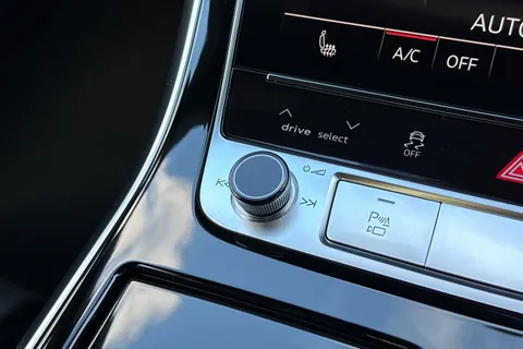  Audi Q8 3.0 TDI Quattro 286 Black Edition 5dr Tiptronic Thumbnail #50