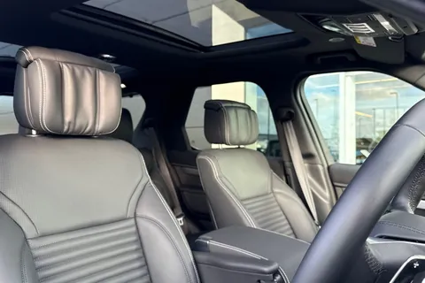 DW25NZC Land Rover Discovery 3.0 D350 Dynamic HSE 5dr Auto Thumbnail #21