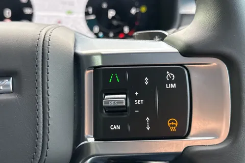 DW25NZC Land Rover Discovery 3.0 D350 Dynamic HSE 5dr Auto Thumbnail #43