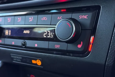 FE22UFL SEAT Arona 1.0 TSI FR Sport DSG Euro 6 (s/s) 5dr Thumbnail #33