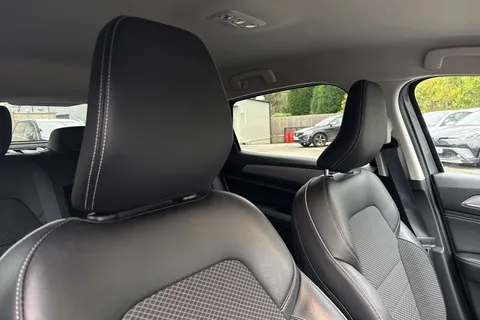 YM72BNL Renault Arkana 1.6 E-TECH Hybrid 145 S Edition 5dr Auto Thumbnail #22