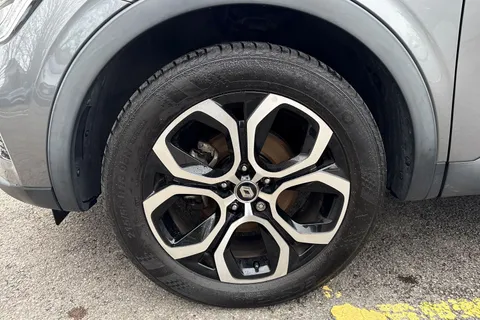 YM72BNL Renault Arkana 1.6 E-TECH Hybrid 145 S Edition 5dr Auto Thumbnail #24