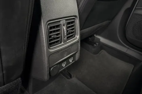 YM72BNL Renault Arkana 1.6 E-TECH Hybrid 145 S Edition 5dr Auto Thumbnail #27