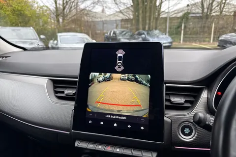 YM72BNL Renault Arkana 1.6 E-TECH Hybrid 145 S Edition 5dr Auto Thumbnail #44