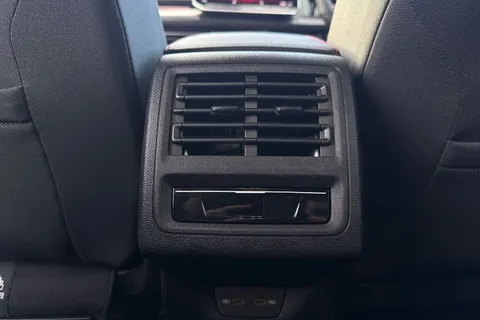 YP25VYV Volkswagen Golf 2.0 TSI 265 GTI 5dr DSG, **19 INCH ESTORIL ALLOY WHEELS** Thumbnail #31