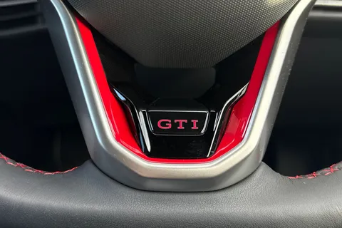 YP25VYV Volkswagen Golf 2.0 TSI 265 GTI 5dr DSG, **19 INCH ESTORIL ALLOY WHEELS** Thumbnail #36