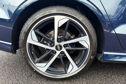 GM19KHD Audi A3 35 TFSI Black Edition 4dr S Tronic Thumbnail #7