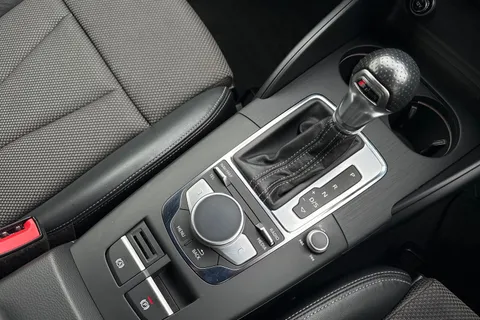 GM19KHD Audi A3 35 TFSI Black Edition 4dr S Tronic Thumbnail #20