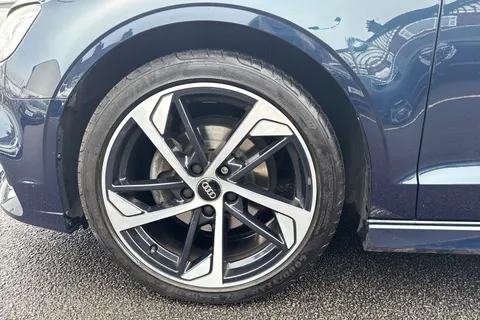 GM19KHD Audi A3 35 TFSI Black Edition 4dr S Tronic Thumbnail #23