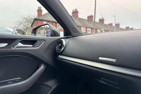 GM19KHD Audi A3 35 TFSI Black Edition 4dr S Tronic Thumbnail #31