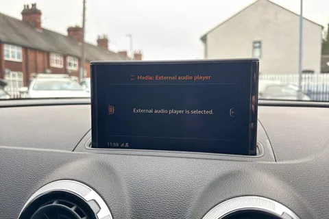 GM19KHD Audi A3 35 TFSI Black Edition 4dr S Tronic Thumbnail #36