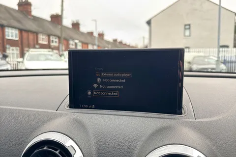 GM19KHD Audi A3 35 TFSI Black Edition 4dr S Tronic Thumbnail #40