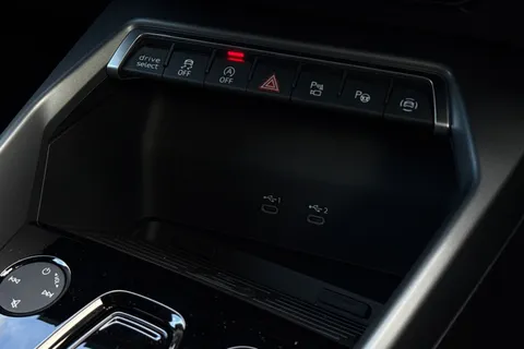 Audi RS 3 RS 3 TFSI Qtro 400 Carbon Vorsprung 5dr S Tronic Thumbnail #41