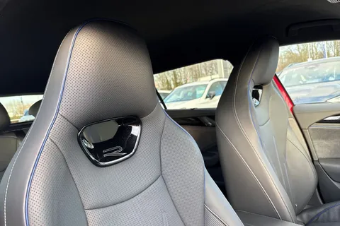 YN75WKS Volkswagen Passat 1.5 TSI eHybrid R-Line 5dr DSG, TOW BAR, R-LINE SIGNATURE PACK Thumbnail #25