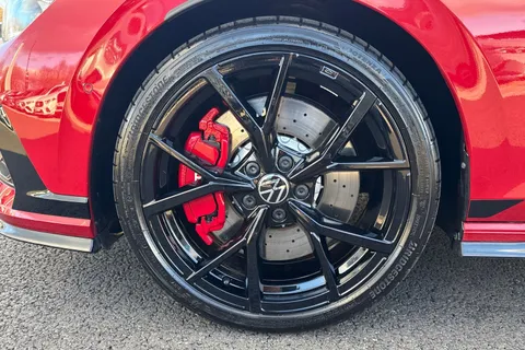 YR75MXB Volkswagen Golf 2.0 TSI 300 GTI Clubsport 5dr DSG, **PERFORMANCE PK, HEAD UP DISPLAY Thumbnail #13