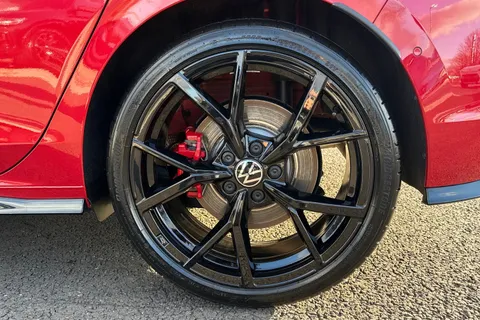 YR75MXB Volkswagen Golf 2.0 TSI 300 GTI Clubsport 5dr DSG, **PERFORMANCE PK, HEAD UP DISPLAY Thumbnail #14