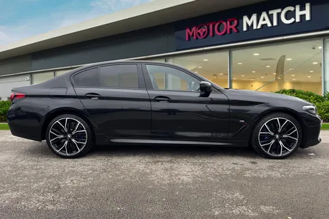 YC70JPU BMW 5 Series 530d xDrive MHT M Sport 4dr Auto Thumbnail #3