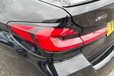 YC70JPU BMW 5 Series 530d xDrive MHT M Sport 4dr Auto Thumbnail #8