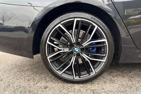 YC70JPU BMW 5 Series 530d xDrive MHT M Sport 4dr Auto Thumbnail #11