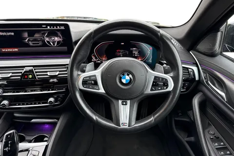 YC70JPU BMW 5 Series 530d xDrive MHT M Sport 4dr Auto Thumbnail #18