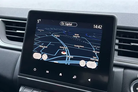 CK71HZW Renault Captur 1.3 TCe S Edition EDC Euro 6 (s/s) 5dr Thumbnail #18