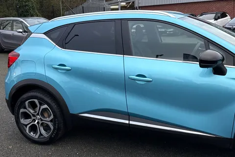 CK71HZW Renault Captur 1.3 TCe S Edition EDC Euro 6 (s/s) 5dr Thumbnail #32