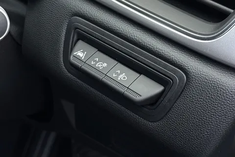 CK71HZW Renault Captur 1.3 TCe S Edition EDC Euro 6 (s/s) 5dr Thumbnail #33