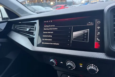 DE72WXN Audi A1 25 TFSI Technik 5dr Thumbnail #37