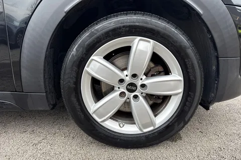 LS18RMY Mini Countryman 1.5 Cooper 5dr Thumbnail #10