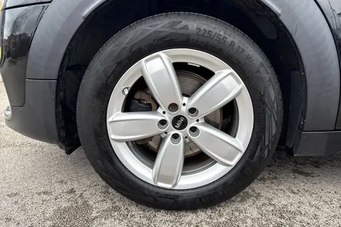 LS18RMY Mini Countryman 1.5 Cooper 5dr Thumbnail #13