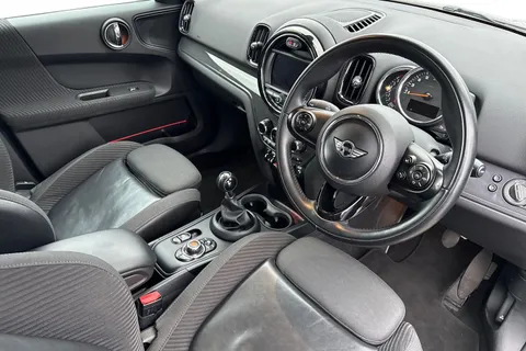 LS18RMY Mini Countryman 1.5 Cooper 5dr Thumbnail #14