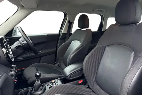 LS18RMY Mini Countryman 1.5 Cooper 5dr Thumbnail #16