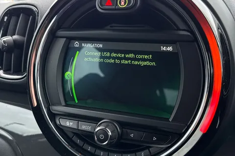 LS18RMY Mini Countryman 1.5 Cooper 5dr Thumbnail #17