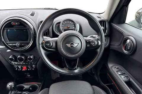 LS18RMY Mini Countryman 1.5 Cooper 5dr Thumbnail #18