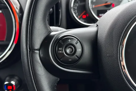 LS18RMY Mini Countryman 1.5 Cooper 5dr Thumbnail #44