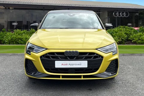 PF25AYA Audi A3 35 TFSI Black Edition 4dr S Tronic Thumbnail #5