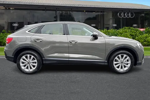 PK25ZFS Audi Q3 35 TFSI Sport 5dr S Tronic Thumbnail #3