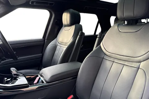 DY75AAO Land Rover Range Rover Sport 3.0 D350 Autobiography 5dr Auto Thumbnail #3