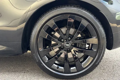 DY75AAO Land Rover Range Rover Sport 3.0 D350 Autobiography 5dr Auto Thumbnail #37