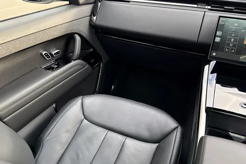 DY75AAO Land Rover Range Rover Sport 3.0 D350 Autobiography 5dr Auto Thumbnail #41