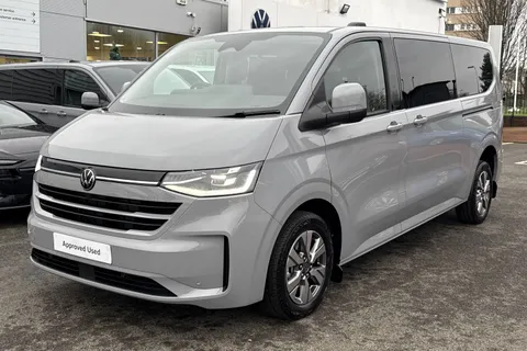 BL75NRJ Volkswagen Transporter Shuttle 2.0 TDI 150PS Minibus Style Auto Thumbnail #24