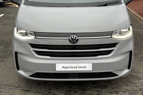 BL75NRJ Volkswagen Transporter Shuttle 2.0 TDI 150PS Minibus Style Auto Thumbnail #30