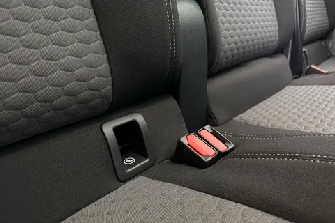 BL75NRJ Volkswagen Transporter Shuttle 2.0 TDI 150PS Minibus Style Auto Thumbnail #43